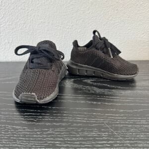 Black Adidas Low Top Shoe Size 5 Baby Toddler Shoes Unisex